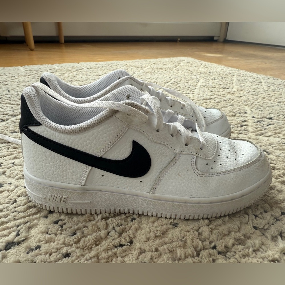 Nike Air Force 1 Big Kid size 3